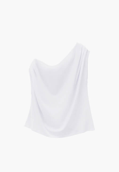 Asimetrik Tişört ve Tencel Pantolon Kombini
