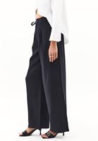 Bayan Siyah Modal Straight-Fit Pantolon