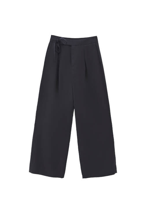 Modal Pantolon ve Modal Gömlek Kombini