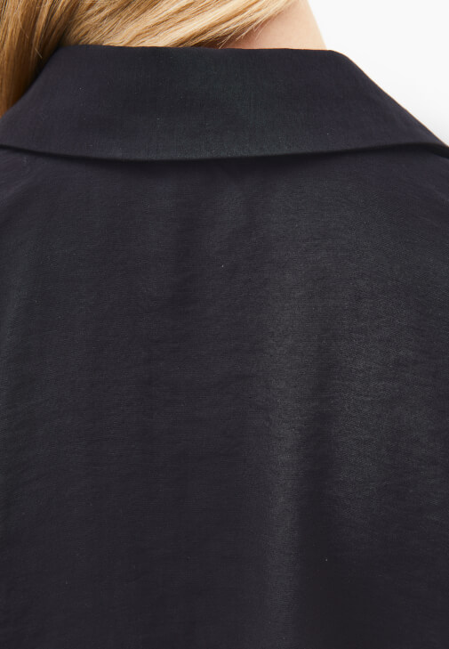 Bağcıklı Gömlek ve Pantolon Kombini