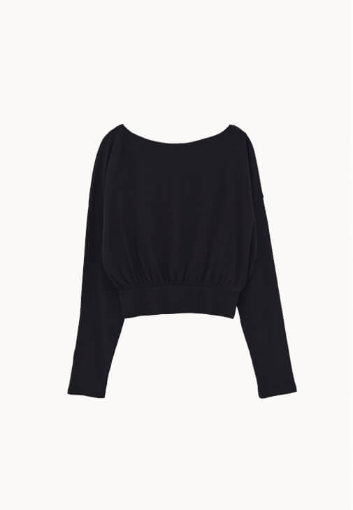 Modal Kazak ve Barrel-Fit Denim Kombini