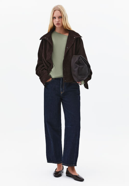  Triko Kazak ve Barrel-Fit Pantolon Kombini