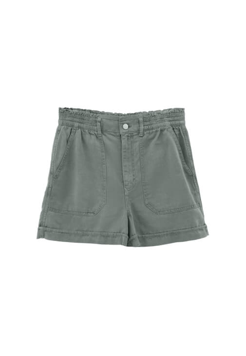 Tencel Şort ve Oversize Gömlek Kombini