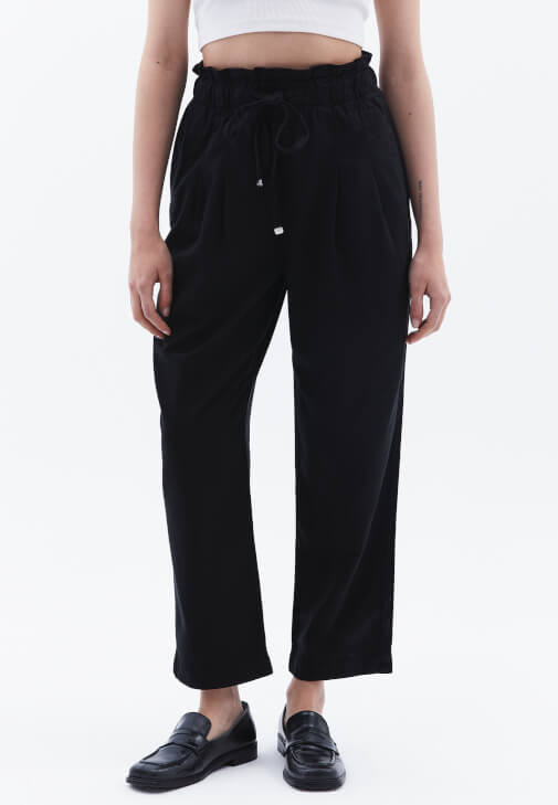 Yüksek Bel Baggy-Fit Pantolon ve Gömlek Kombini