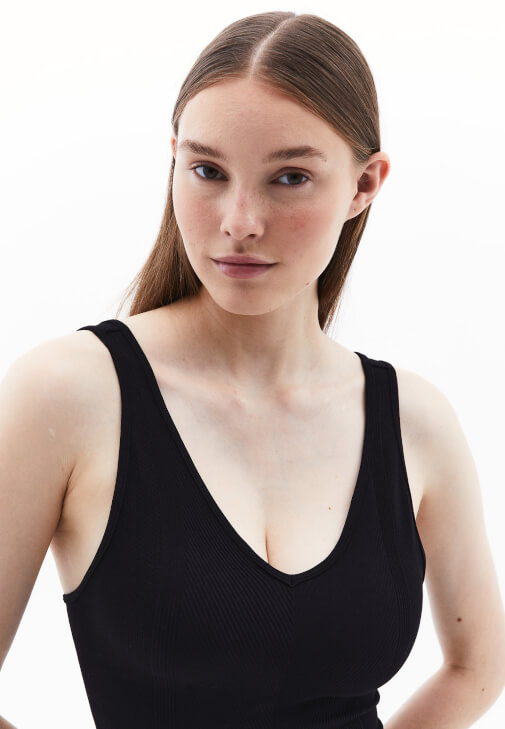 Seamless Crop Top ve Boyfriend Pantolon Kombini