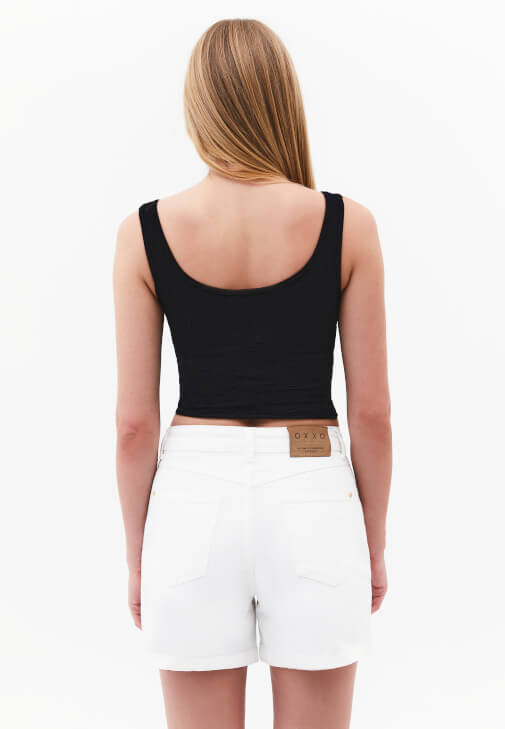 Seameless Atlet ve Denim Şort Kombini