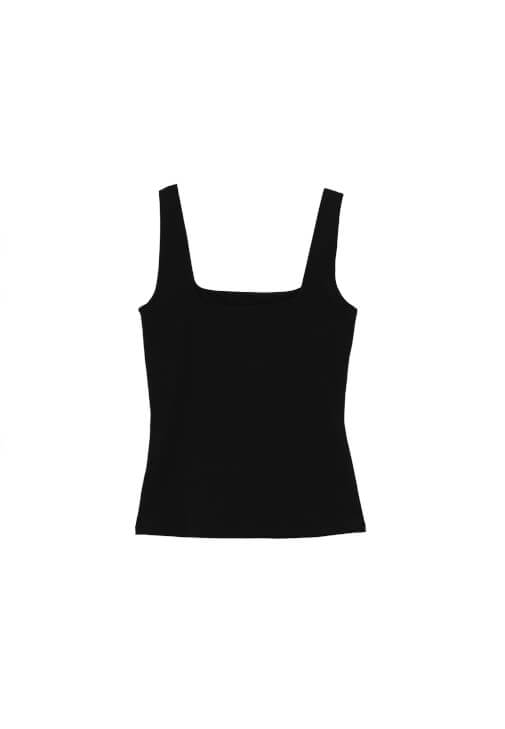 Kare Yaka Atlet ve Mom-Fit Denim Kombini