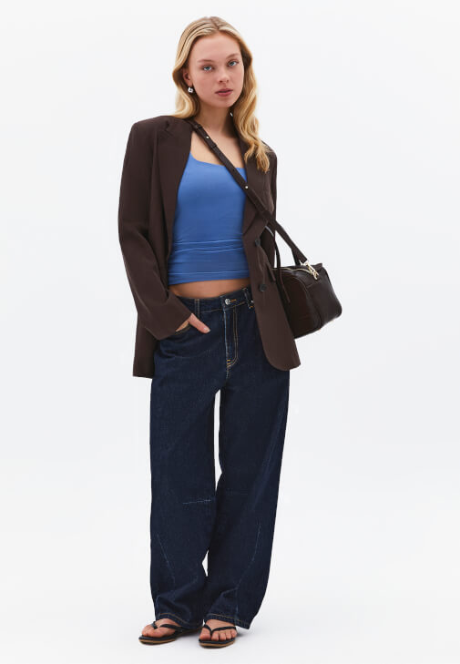 Pamuklu Atlet ve Orta Bel Denim Kombini