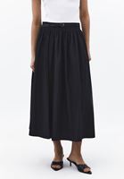 Bayan Siyah Kemer Detaylı Uzun Etek