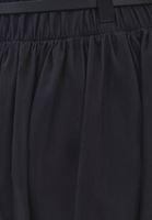 Bayan Siyah Kemer Detaylı Uzun Etek