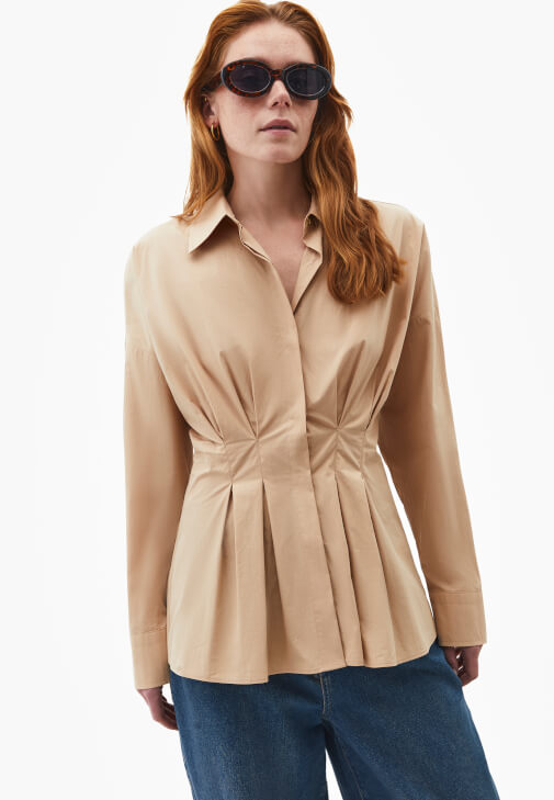 Bej Pile Detaylı Gömlek