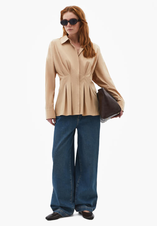 Pileli Gömlek ve Pantolon Kombini