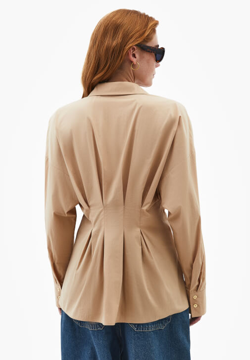 Pileli Gömlek ve Pantolon Kombini