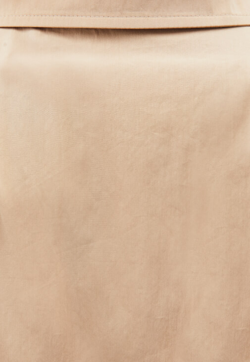 Pileli Gömlek ve Pantolon Kombini