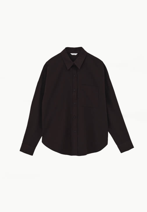 Bol Gömlek ve Barrel-Fit Pantolon Kombini