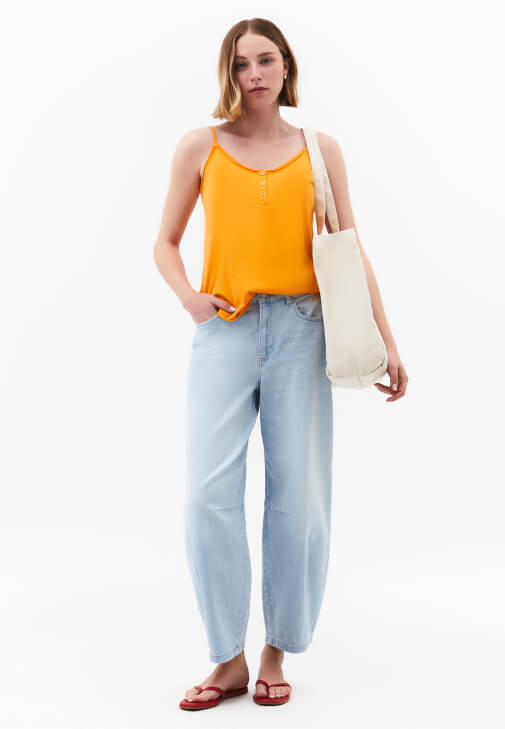 Atlet ve Denim Kombini