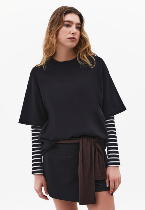 Siyah Pamuklu Oversize Tişört