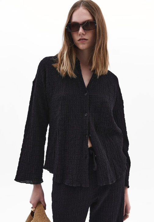 Gömlek ve Yüksek Bel Wide-Leg Pantolon Kombini