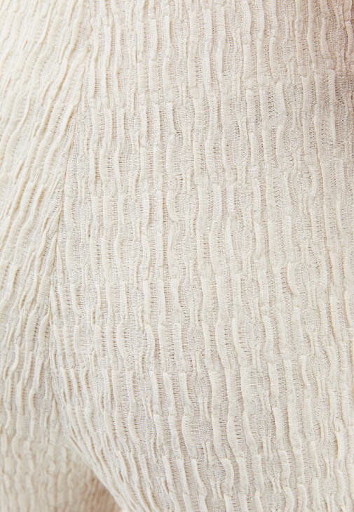 Dokulu Pantolon ve Yelek Kombini