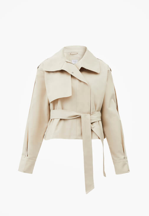 Oversize Trençkot ve Orta Bel Denim Kombini