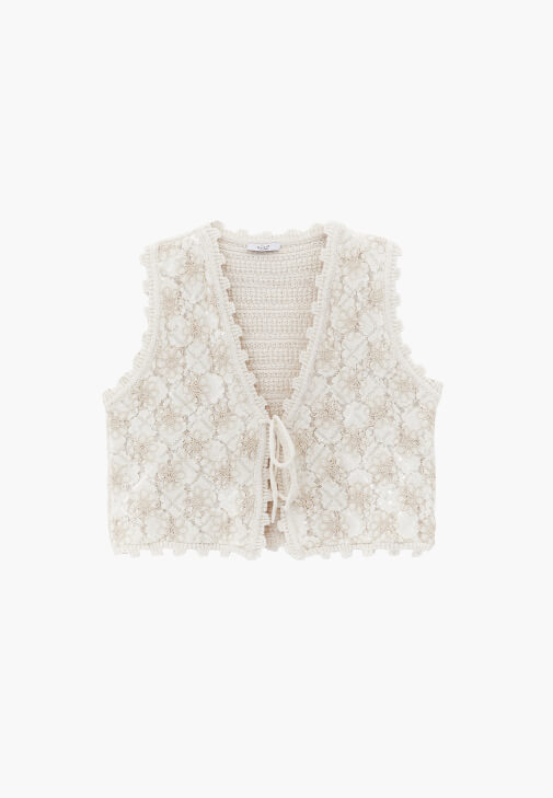 Dantelli Yelek ve Pantolon Kombini