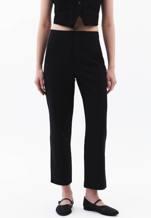 Carrot-Fit Pantolon ve Yelek Kombini