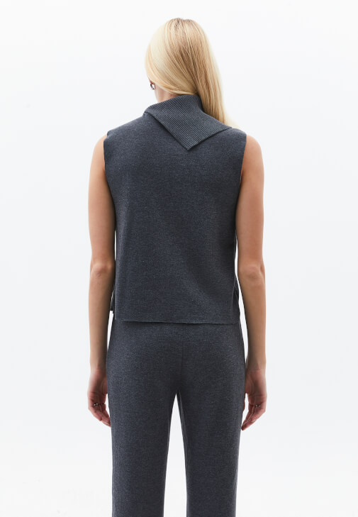 Süveter ve Pantolon Kombini