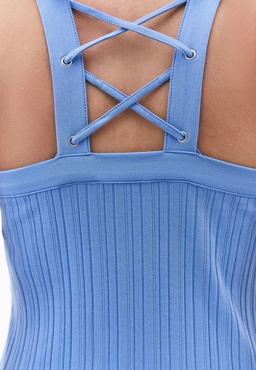 Bağcık Detaylı Atlet ve Boyfriend Pantolon Kombini