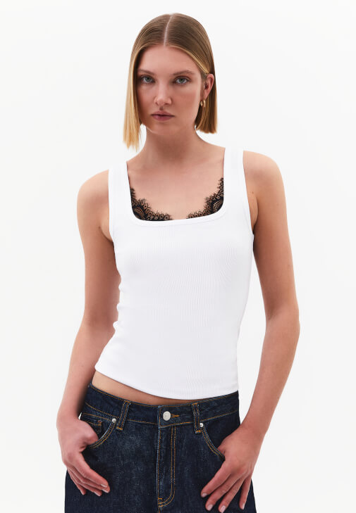 Beyaz Dantel Detaylı Atlet