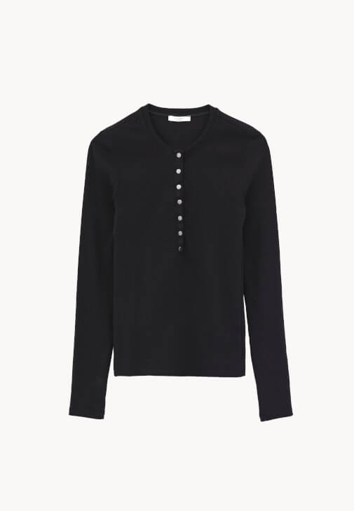 Pamuklu Tişört ve Denim Kombini