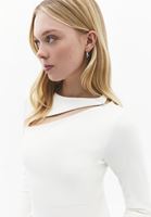 Bayan Krem Cut-Out Detaylı Tişört