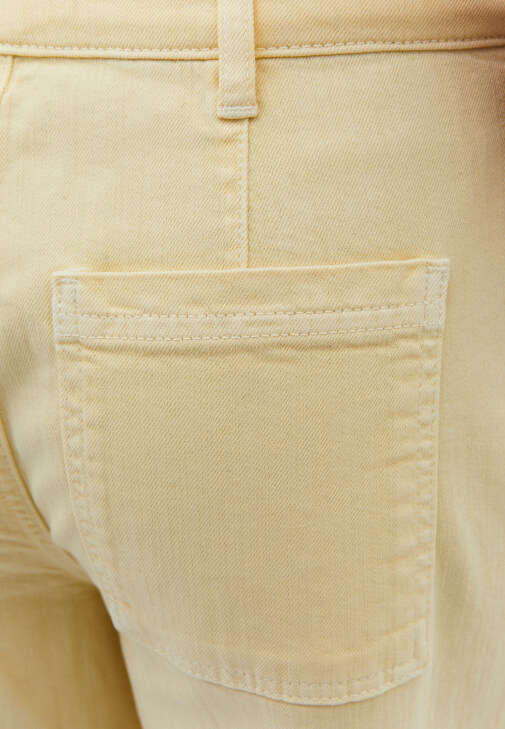 Wide-Leg Pantolon ve U Yaka Atlet Kombini