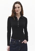 Bayan Siyah Polo Yaka Düğmeli Tişört