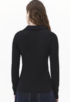 Bayan Siyah Polo Yaka Düğmeli Tişört