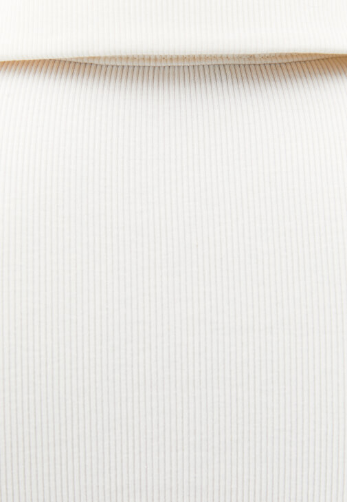 Polo Yaka Tişört ve Barrel-Fit Pantolon Kombini