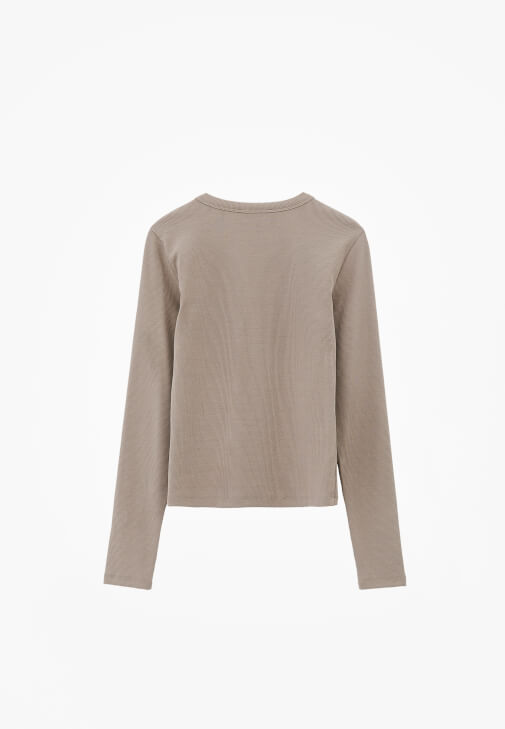 Tişört ve Wide-Leg Denim Pantolon Kombini