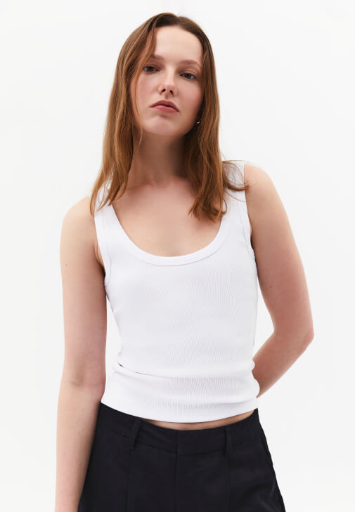  U Yaka Atlet ve Bermuda Kombini