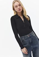Bayan Siyah Polo Yaka Fermuarlı Tişört