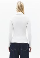 Bayan Krem Polo Yaka Fermuarlı Tişört