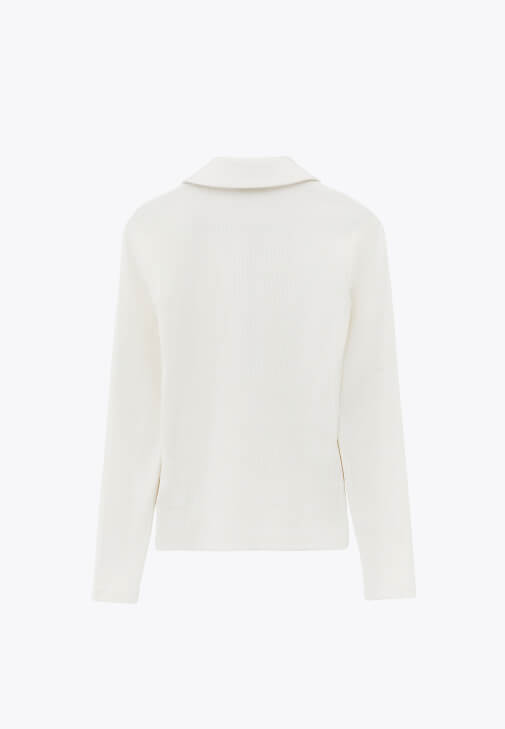 Fermuarlı Tişört ve Barrel-Fit Denim Kombini