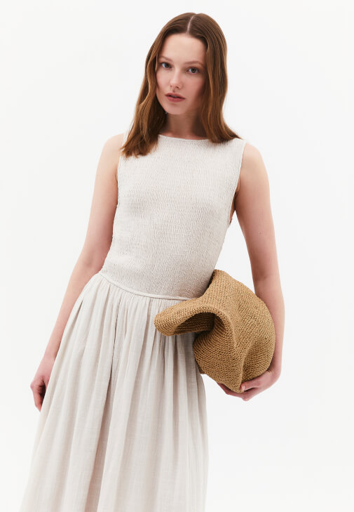 Gipeli Elbise ve Terlik Kombini