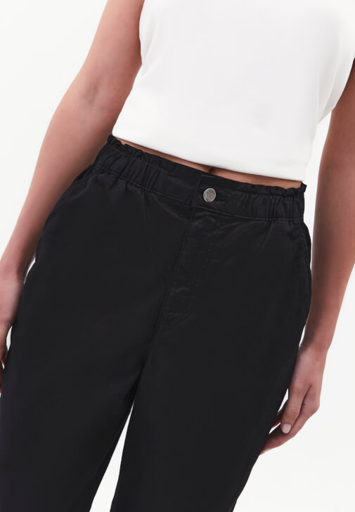 Baggy-Fit Pantolon ve Mont Kombini
