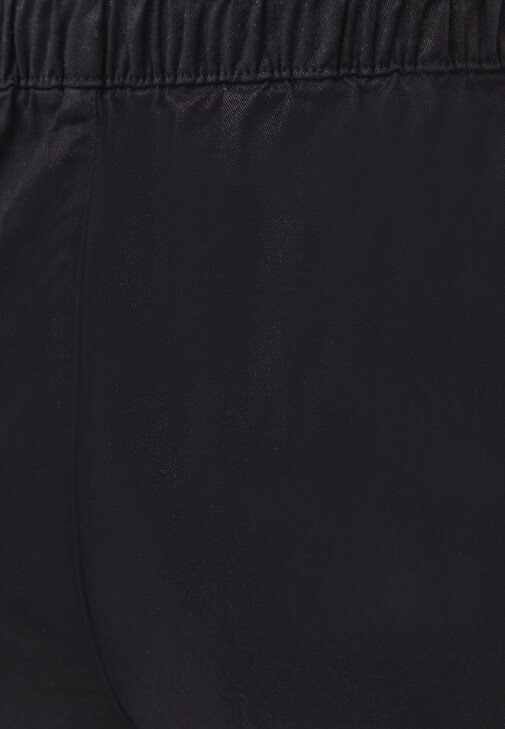Baggy-Fit Pantolon ve Mont Kombini