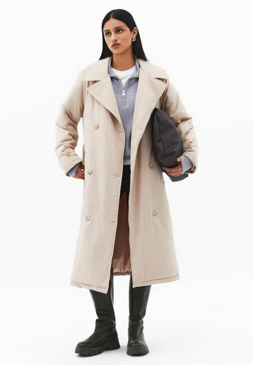 Bej Kemer Detaylı Düğmeli Trençkot