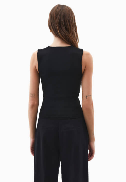 Dantelli Atlet ve Carrot-Fit Pantolon Kombini