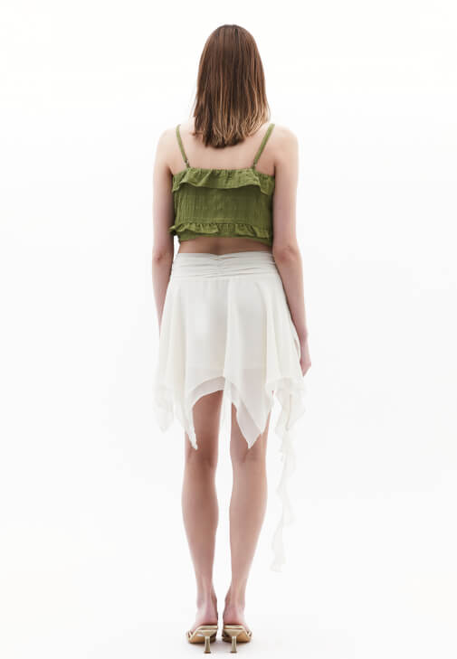 Asimetrik Etek ve Keten Bluz Kombini