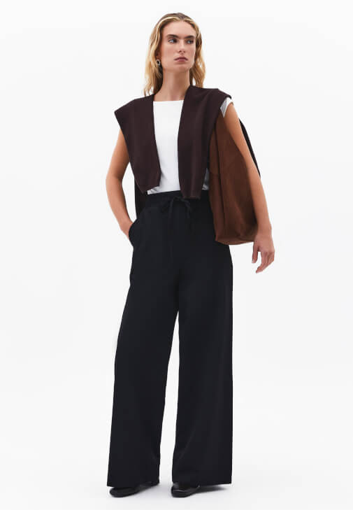 Siyah Yüksek Bel Wide-Leg Pantolon