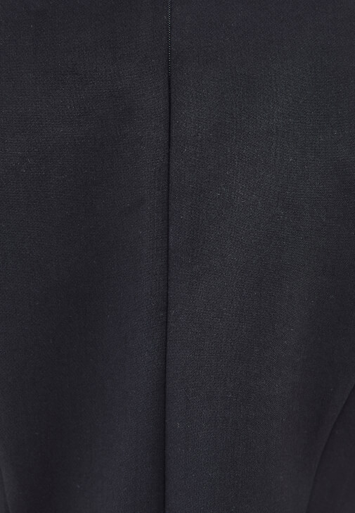 Yırtmaçlı Elbise ve Ayakkabı Kombini