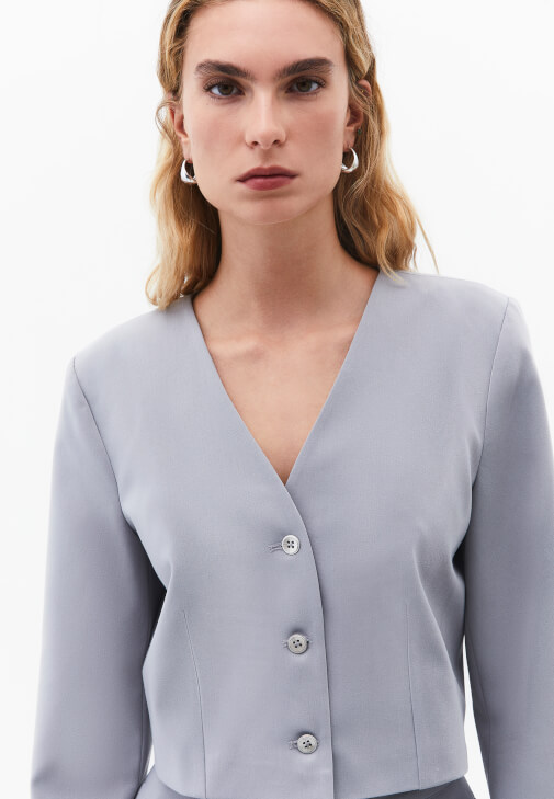 Crop Blazer ve Straight-Fit Pantolon Kombini