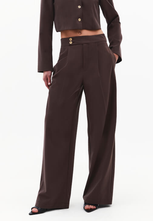 Pileli Pantolon ve Crop Ceket Kombini